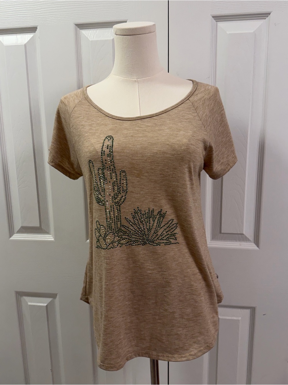 SJS Petite Small Taupe Cactus Rhinestone Embellished Graphic Tee